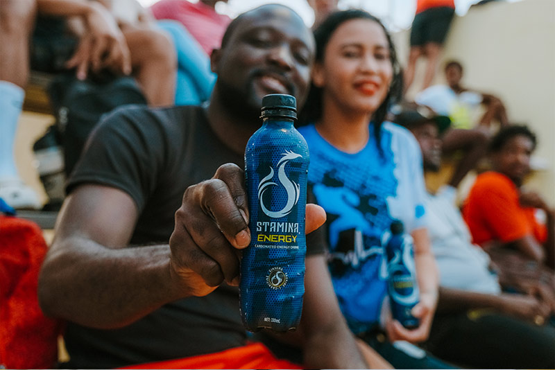 stamina-aruba-crowd